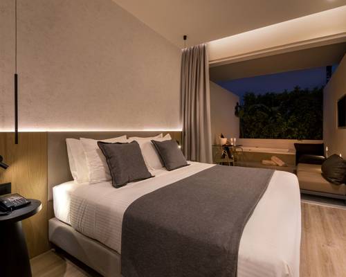 Evanik Chic Hotel Kalymnos jacuzzi room